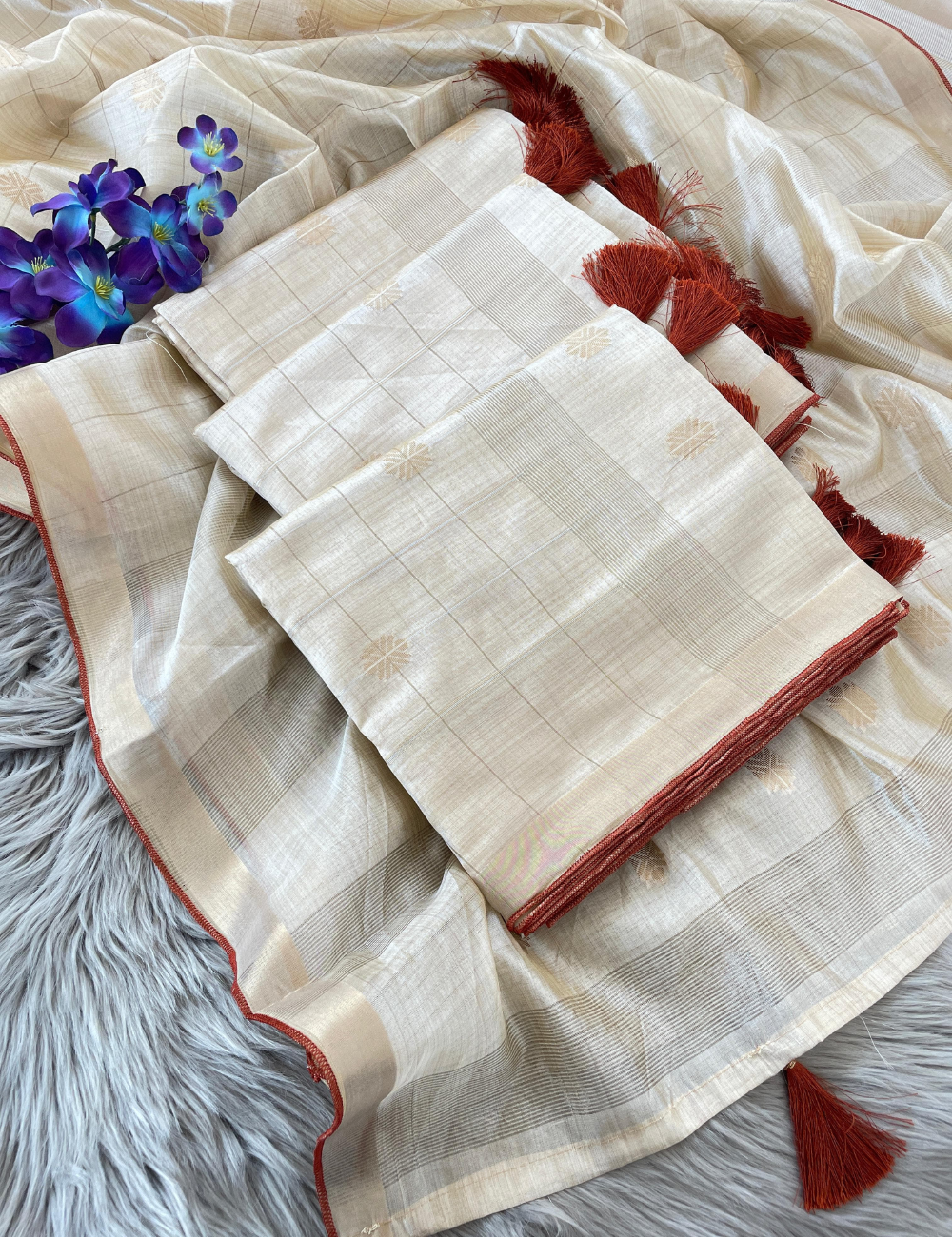 Cotton Tussar Silk Saree with Golden Zari