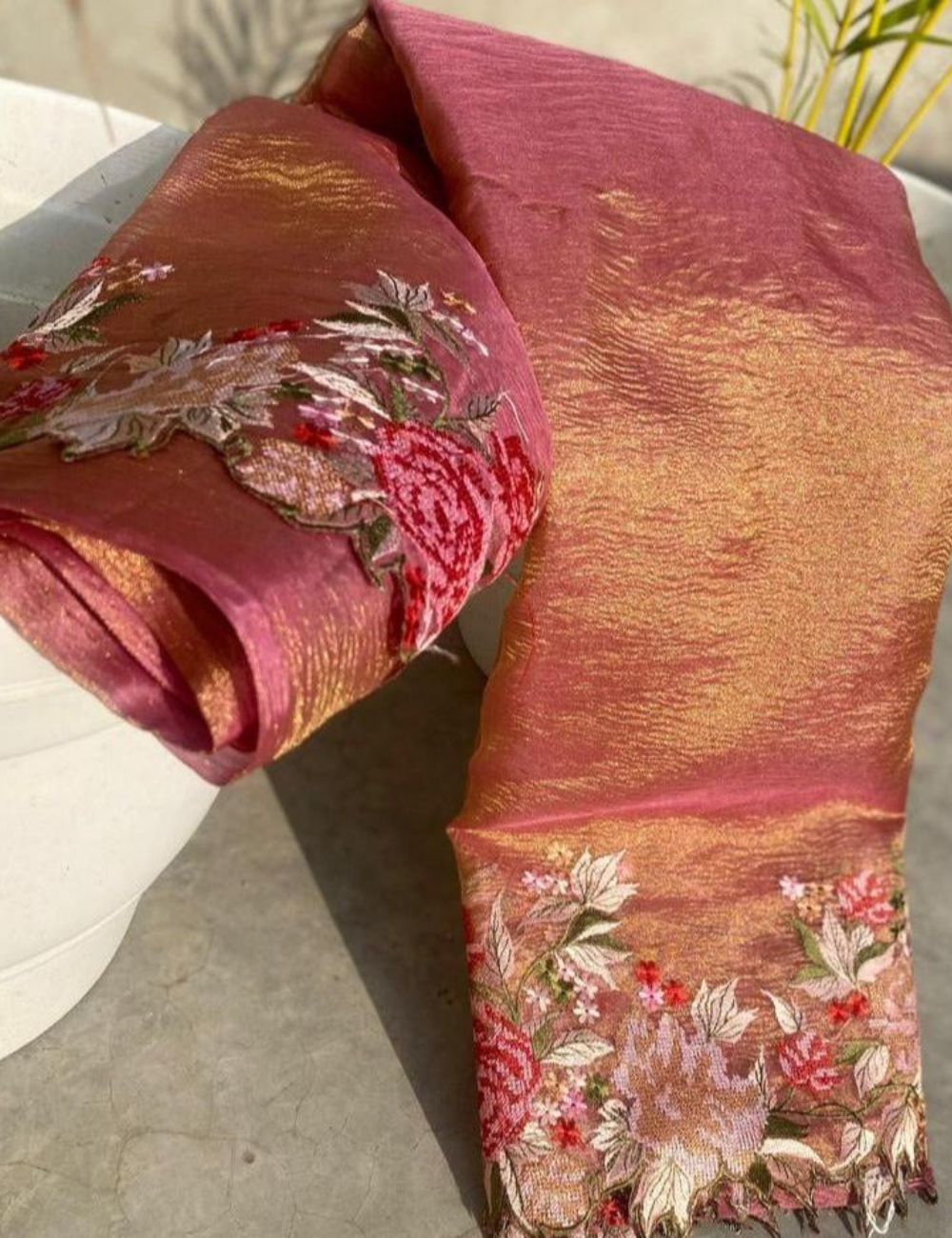 Banarasi pink Embroidery Crushed Tissue