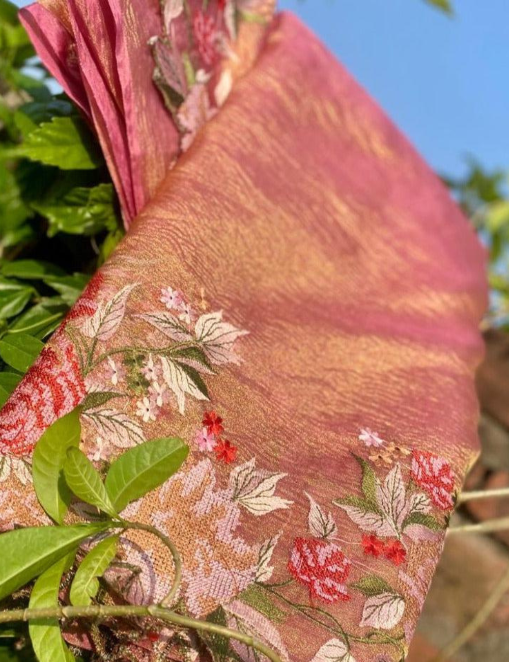 Banarasi pink Embroidery Crushed Tissue