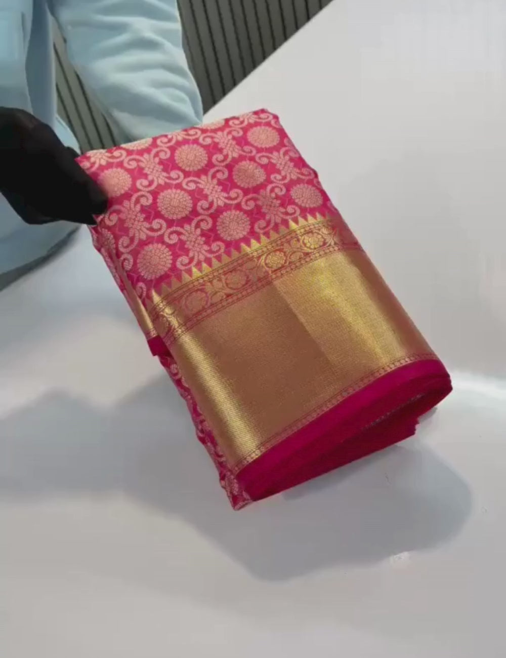 Shruthi Hasan inspired Pink Banarasi Tissue Silk Saree